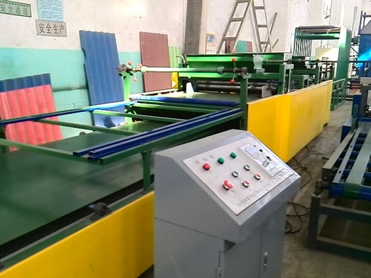 Machine voor het maken van brandwerend gegolfd dakplaat voor het vormen van decoratieve dakpanelen