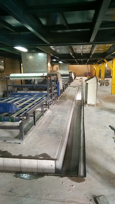 Machine voor stroopplanken met een hoge sterkte, met 2 - 60 mm aanpasbare plankendikte