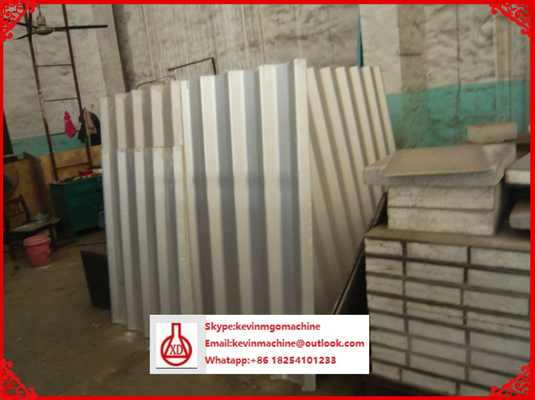 Kleurstaal daktegel maken machine, professionele hydraulische tegelpers machine