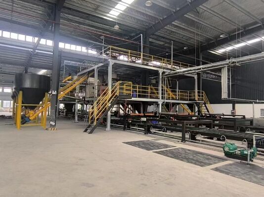 Wandpaneel vormmachine XPS Board Sandwichpanelen Cement Coating Machine