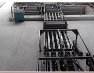 Productielijn voor betonvezelplaten van 1200 mm Voor kwartszandplaten Dichtheid 1,2-1,6 g/cm3