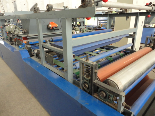 Volledig Auto Mengt het Comité die van de Systeemmuur Machine voor het Materiaal van de Gebouwenmuur vormen