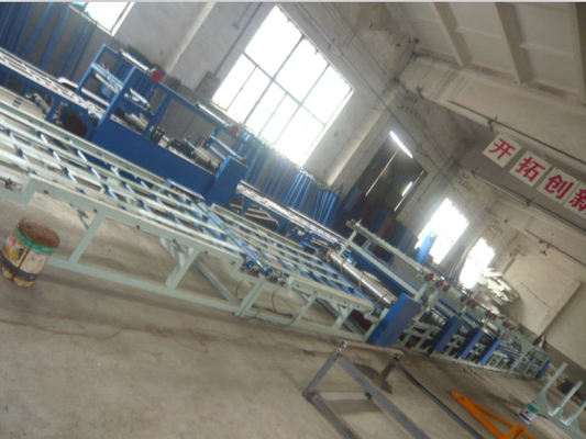 De Muurcomité die van het vezelcement Machine voor de Macht van de de Dichtheidsraad van 18KG/M3 EPS 35KW maken