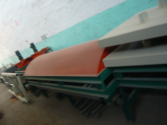 Volledig Automatisch het BladBouwmateriaal die van het Fiberglasmagnesiumoxide tot machine maken Grotere Capaciteit 1500 Bladen