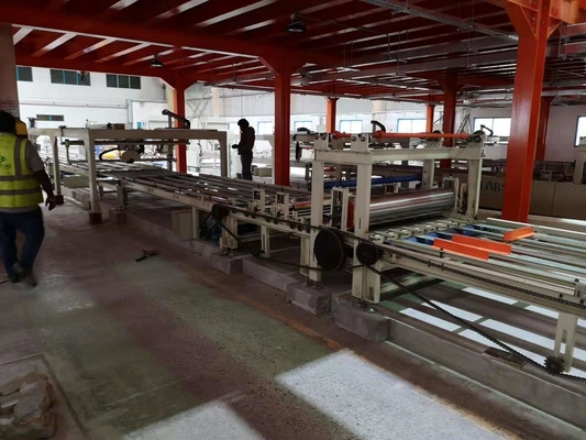 Mgo Raad   machine voor  Laminering  Pvc-productielijn van het film de diepe proces